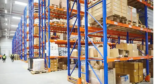 entrepôt palette racks stocks 