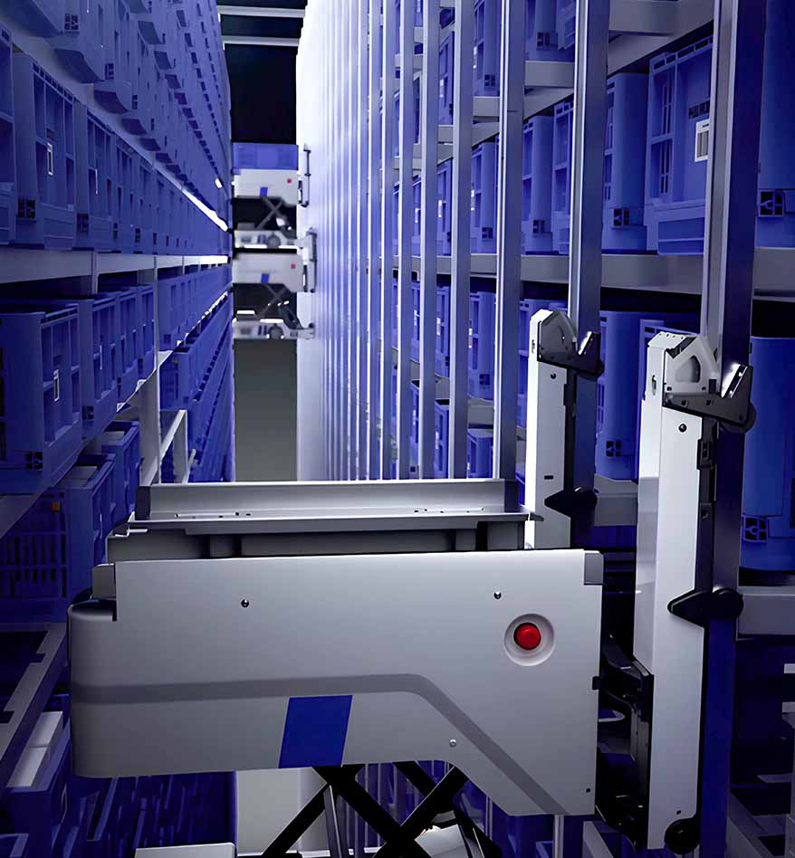 Robot AMR HaiClimber dans un entrepôt automatisé avec des étagères bleues.