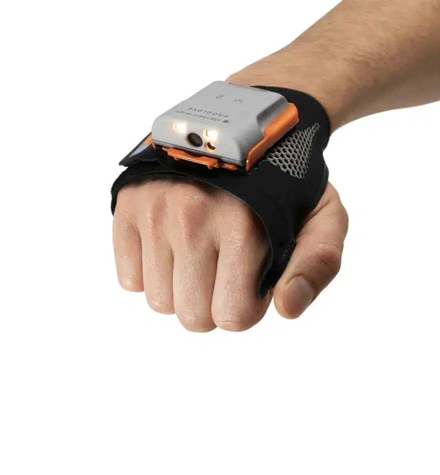 Scanner mains-libres ProGlove MARK Basic porté au poignet.