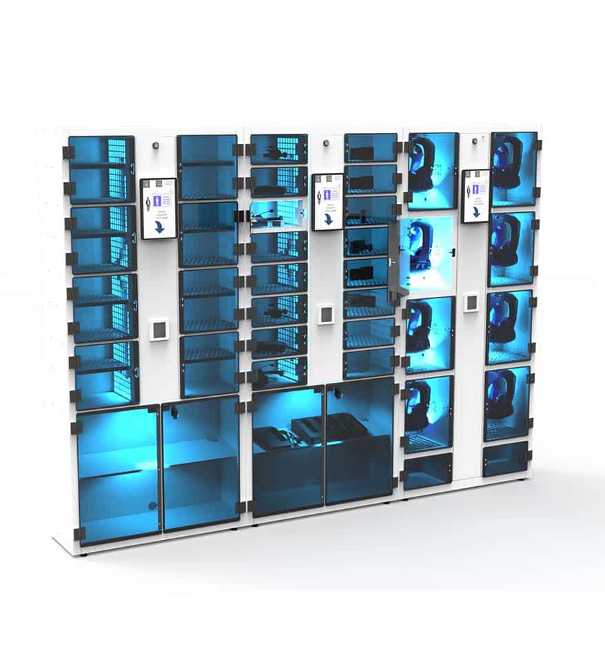 Armoires intelligentes Tailor Advice M-ASSET avec casiers bleus et écrans tactiles.